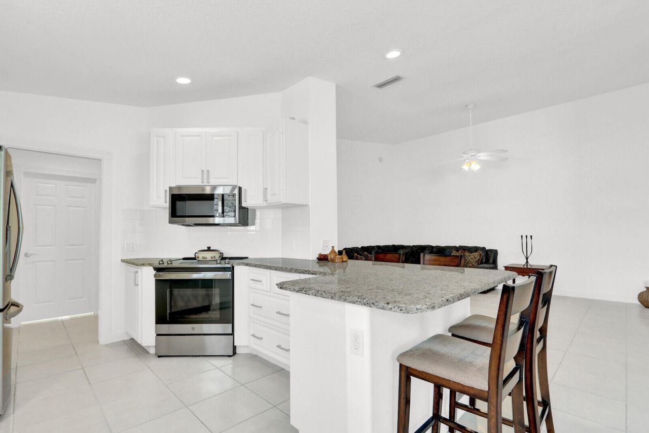 5181 Magnolia Bay Circle, Palm Beach Gardens, FL 33418 Photo