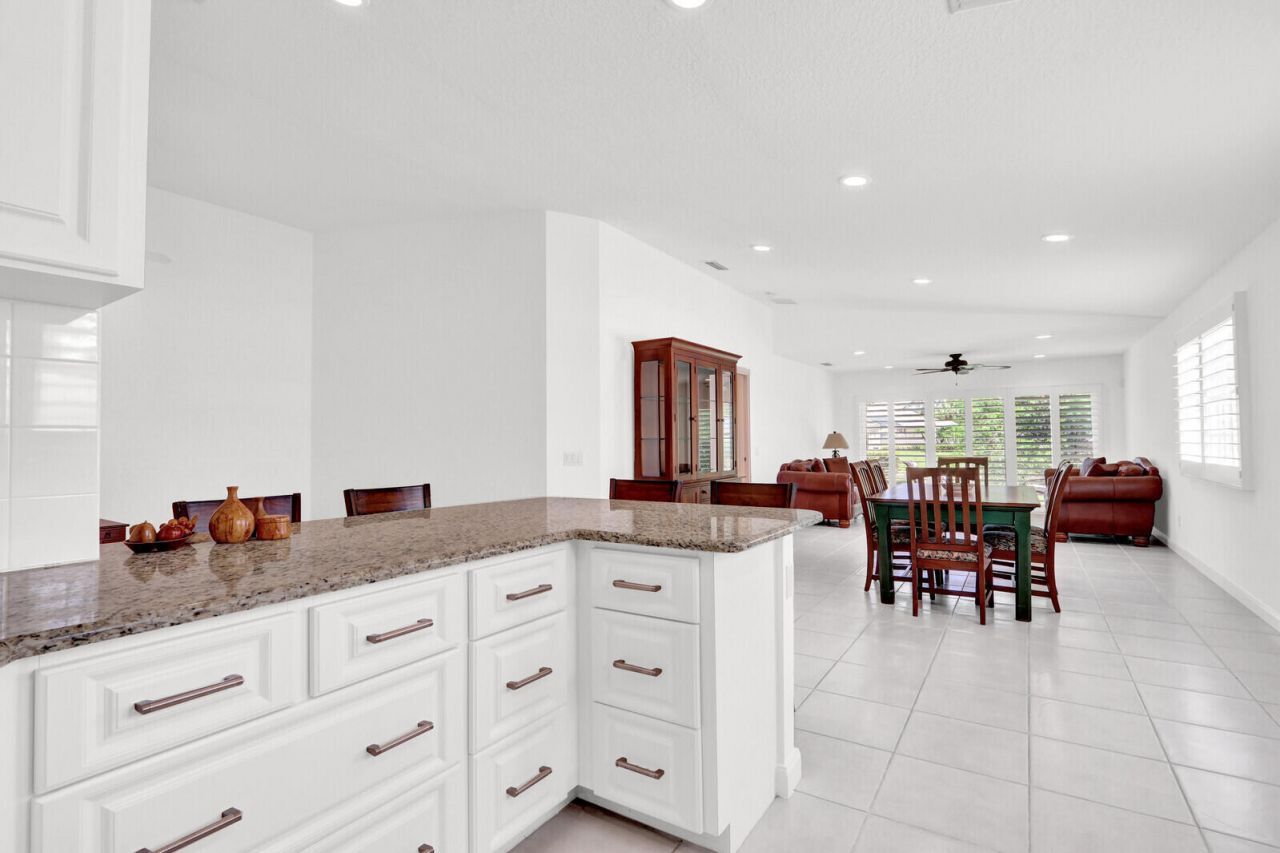 5181 Magnolia Bay Circle, Palm Beach Gardens, FL 33418 Photo