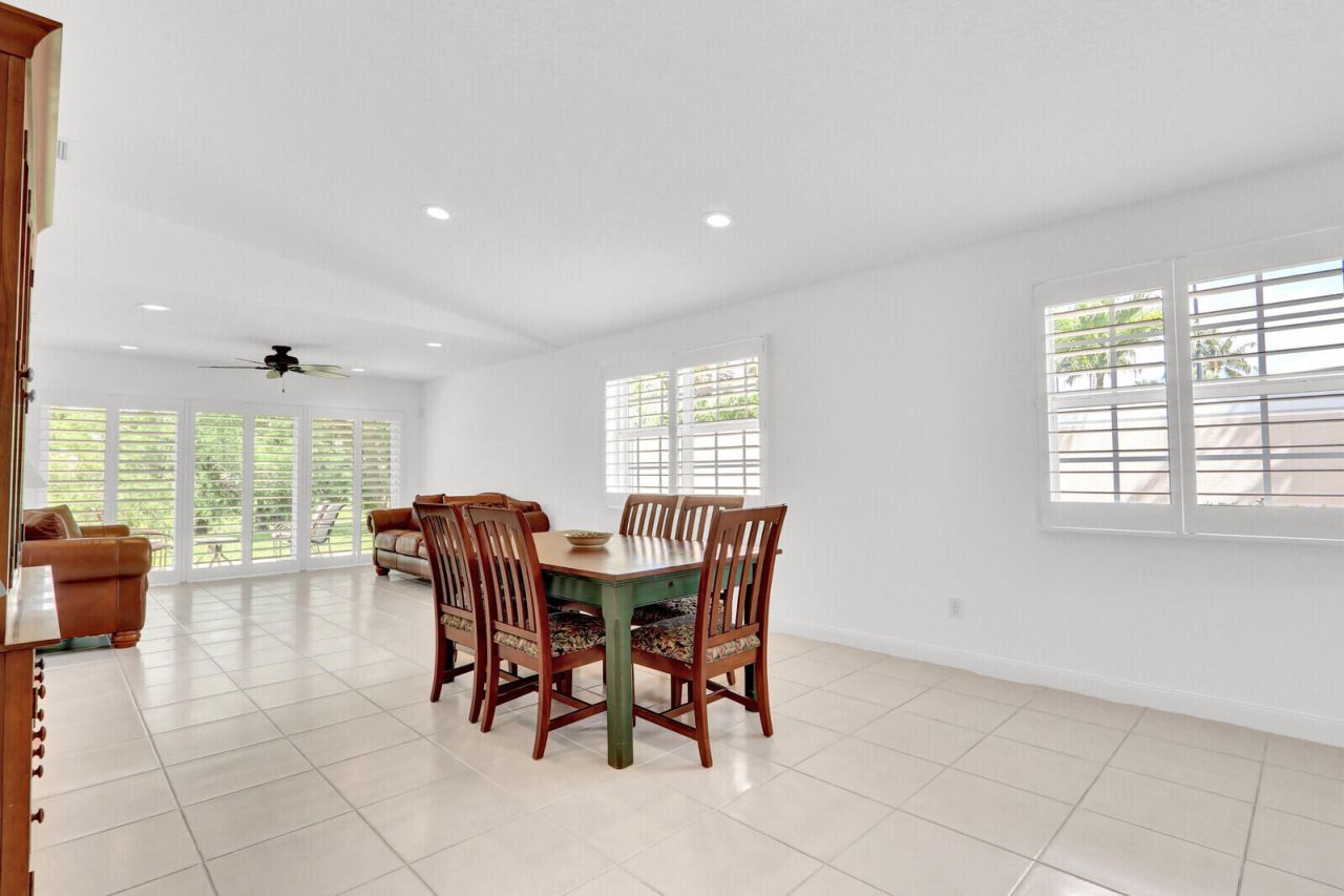 5181 Magnolia Bay Circle, Palm Beach Gardens, FL 33418 Photo
