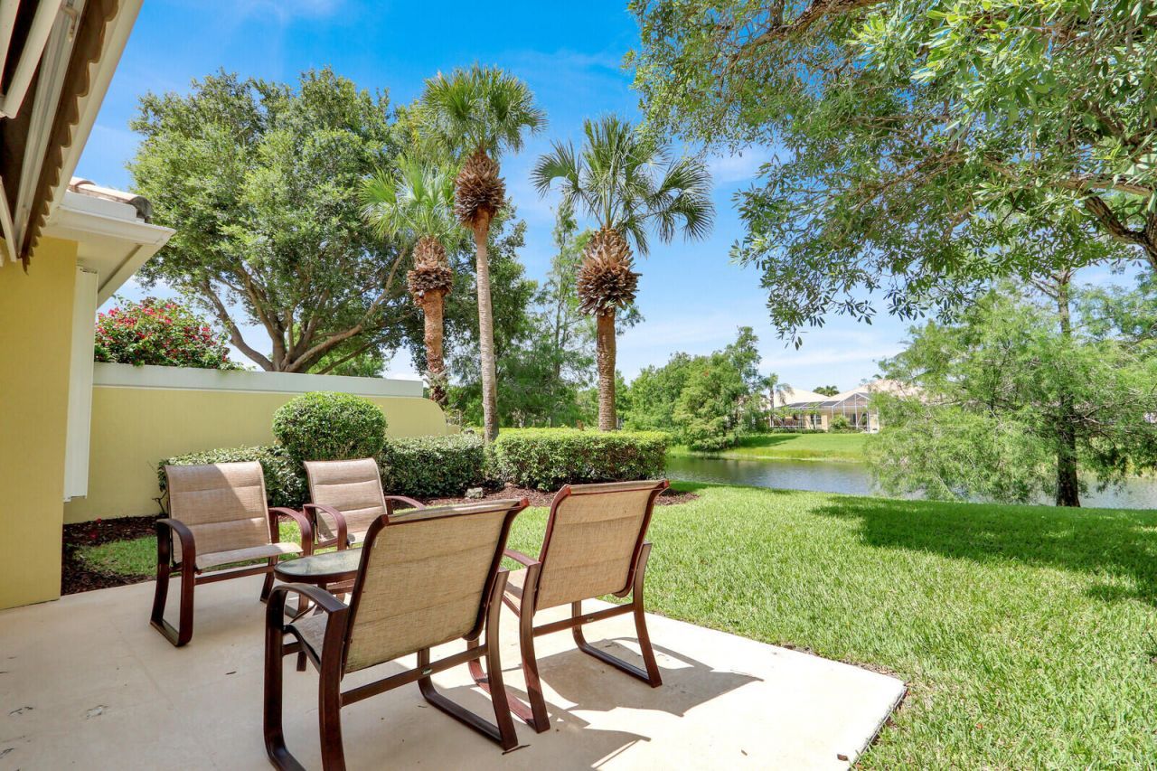 5181 Magnolia Bay Circle, Palm Beach Gardens, FL 33418 Photo