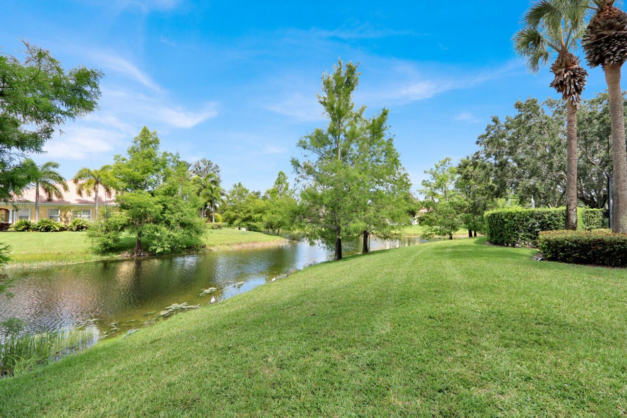 5181 Magnolia Bay Circle, Palm Beach Gardens, FL 33418 Photo