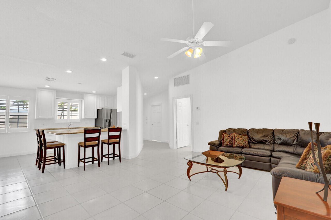 5181 Magnolia Bay Circle, Palm Beach Gardens, FL 33418 Photo
