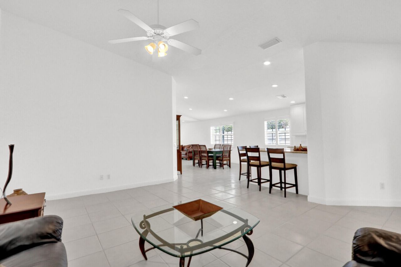 5181 Magnolia Bay Circle, Palm Beach Gardens, FL 33418 Photo