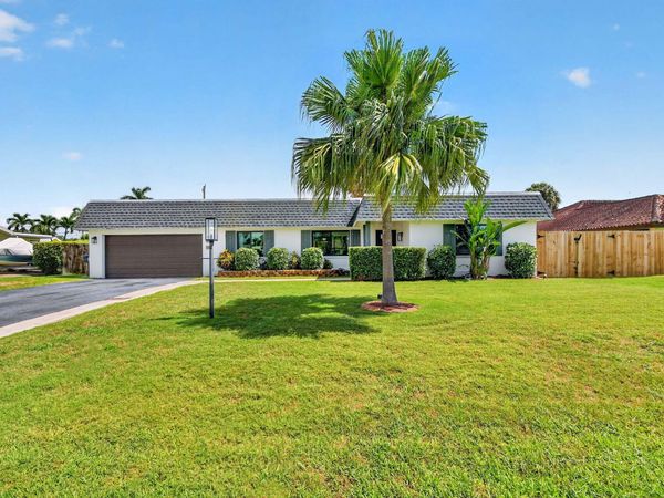 110 W Coconut Drive, Lake Worth, FL 33467