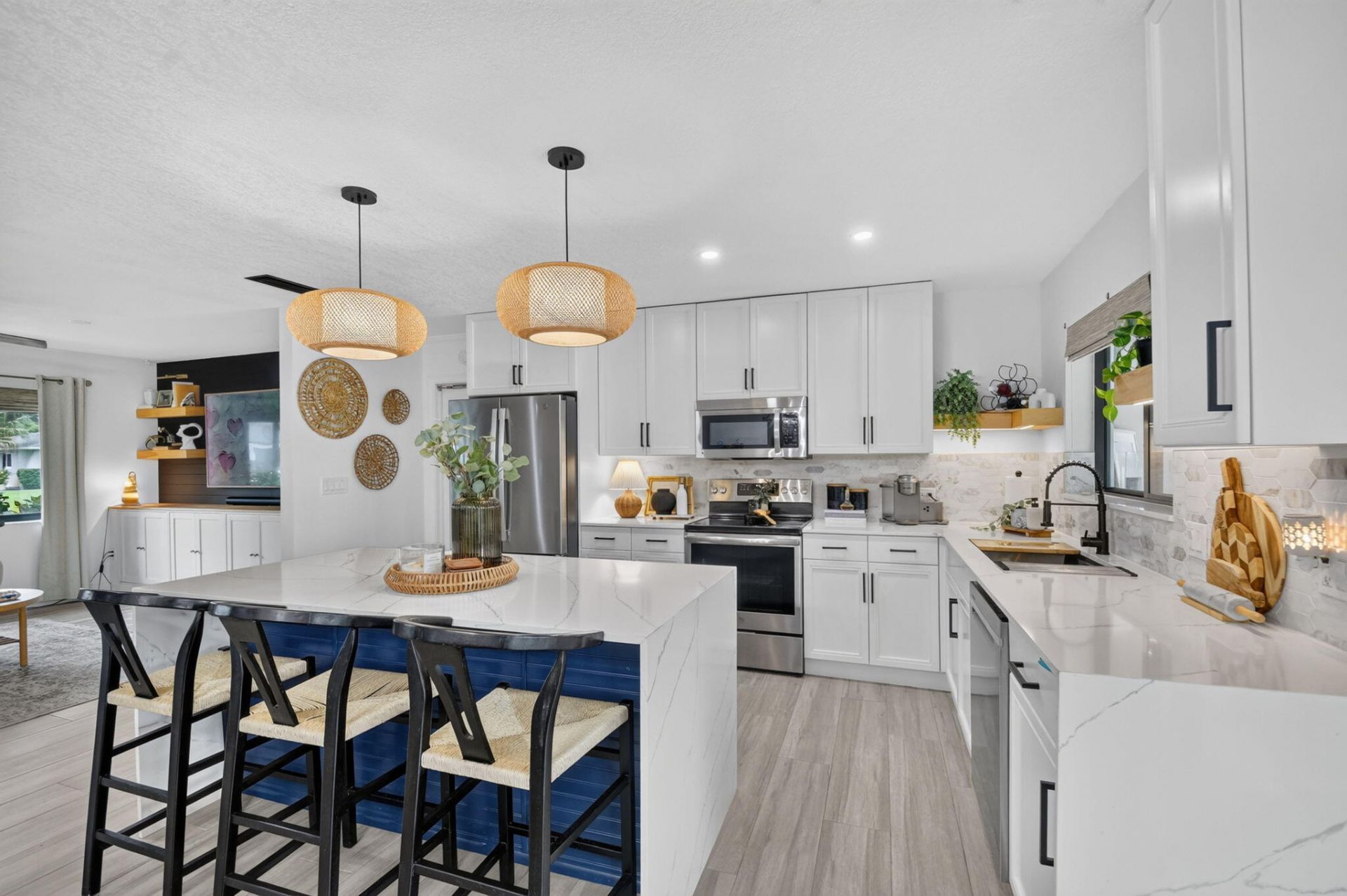110 W Coconut Drive, Lake Worth, FL 33467 Photo