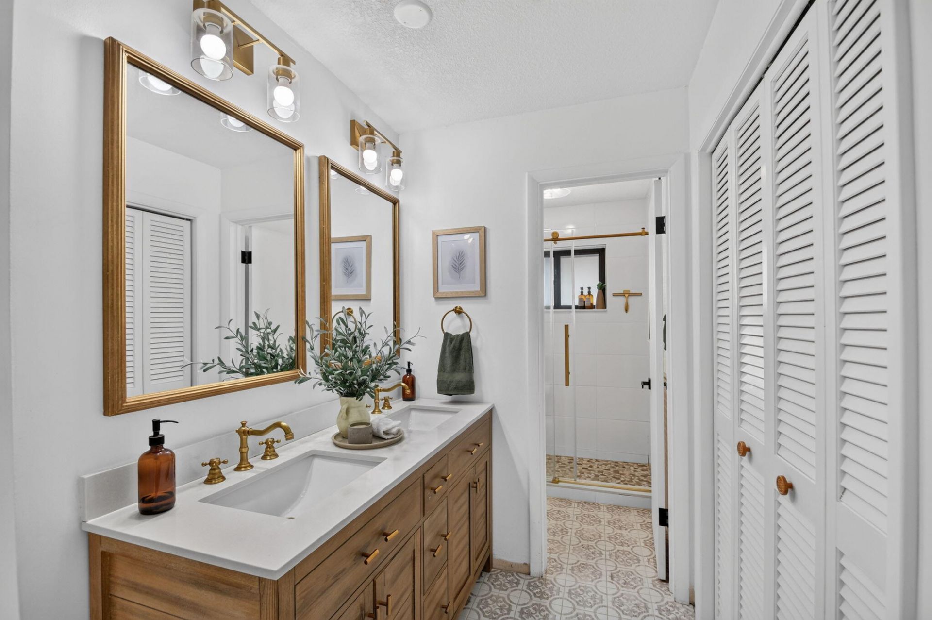 110 W Coconut Drive, Lake Worth, FL 33467 Photo