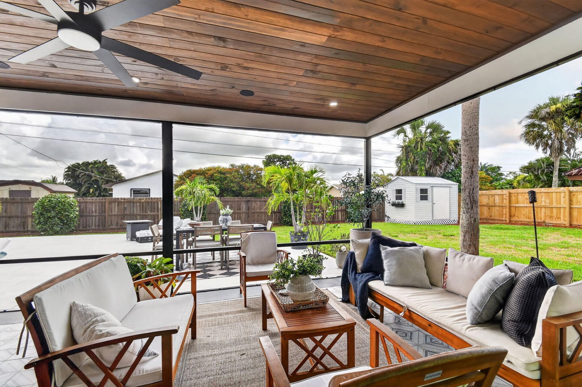 110 W Coconut Drive, Lake Worth, FL 33467 Photo