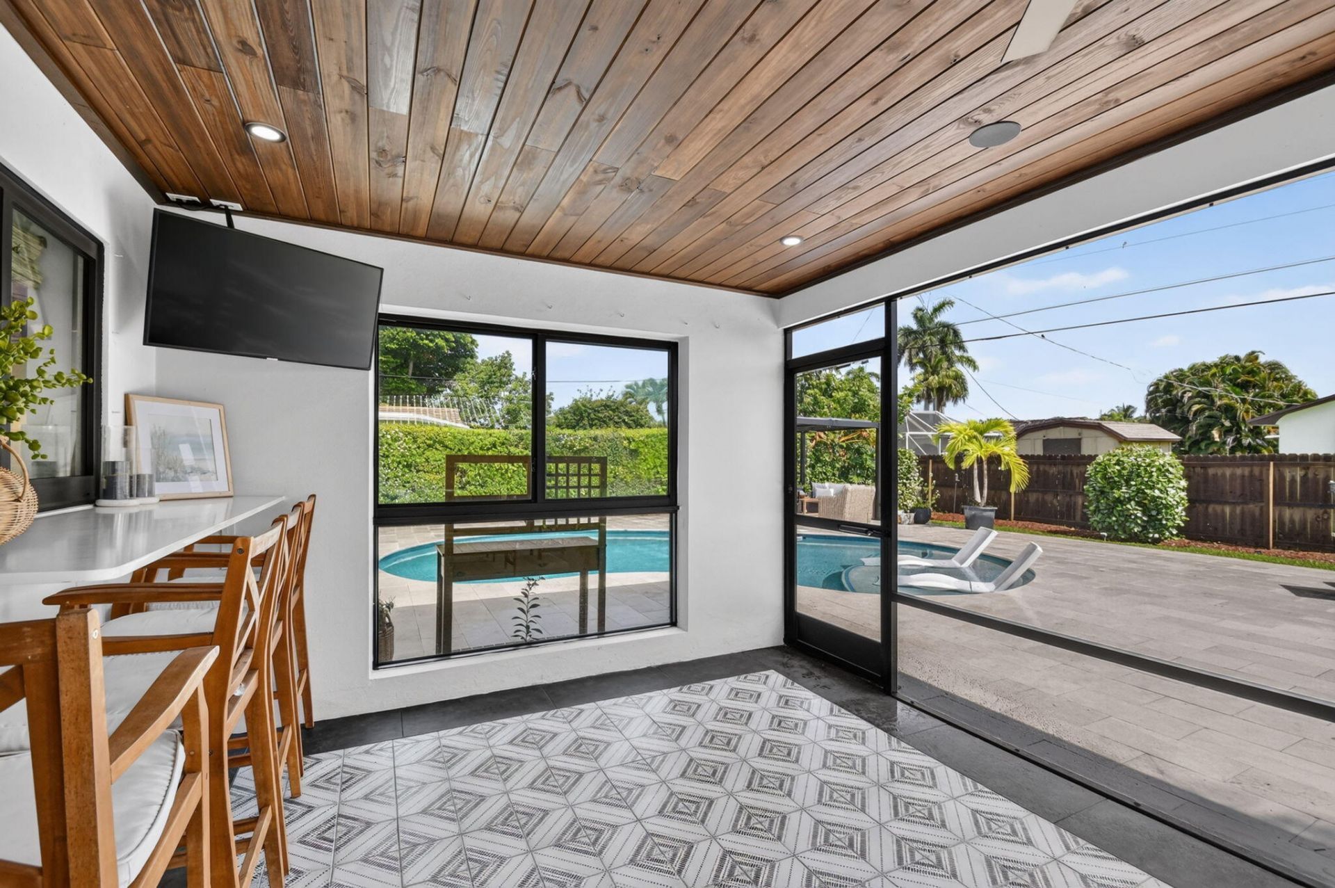 110 W Coconut Drive, Lake Worth, FL 33467 Photo
