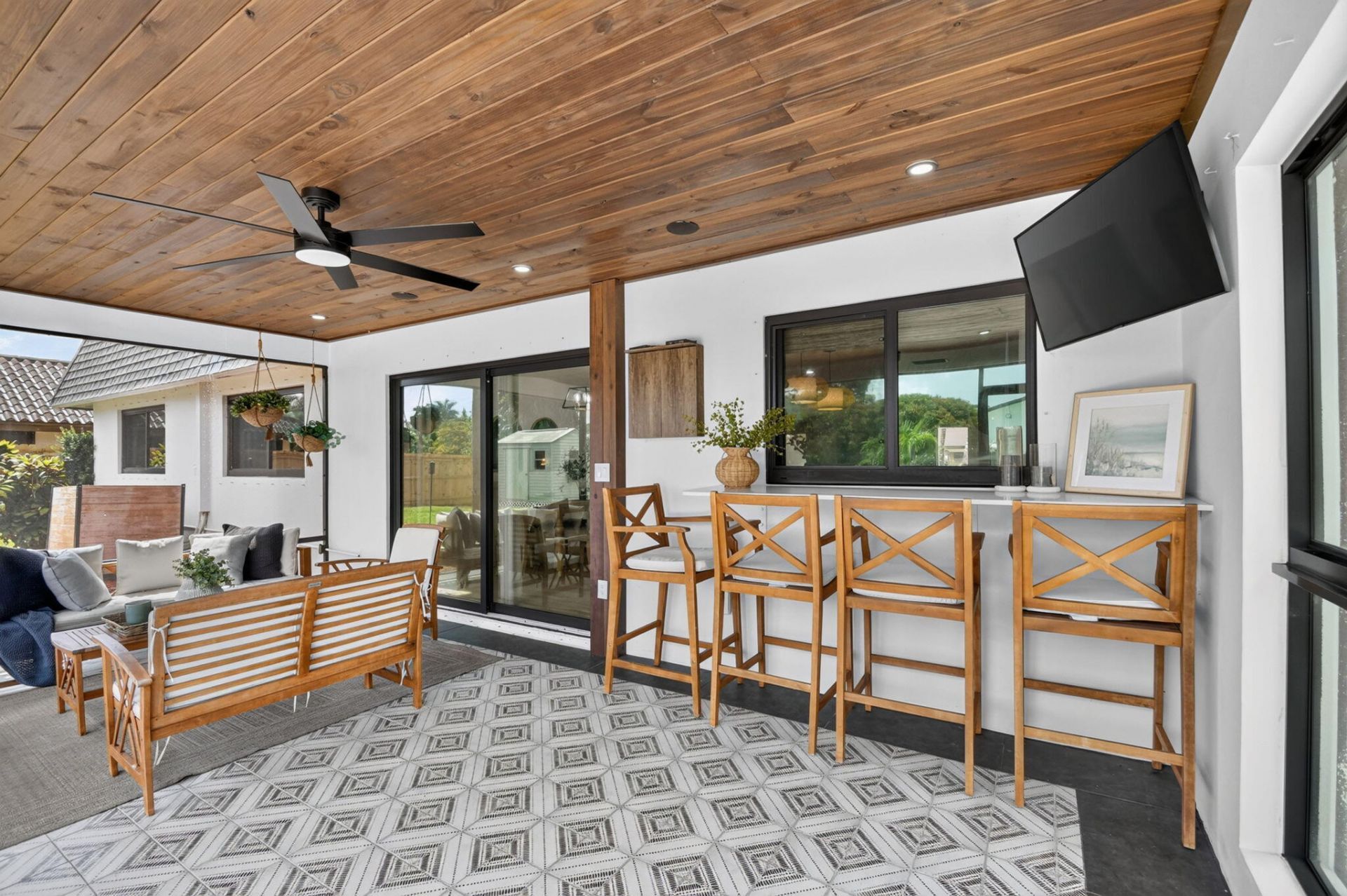 110 W Coconut Drive, Lake Worth, FL 33467 Photo