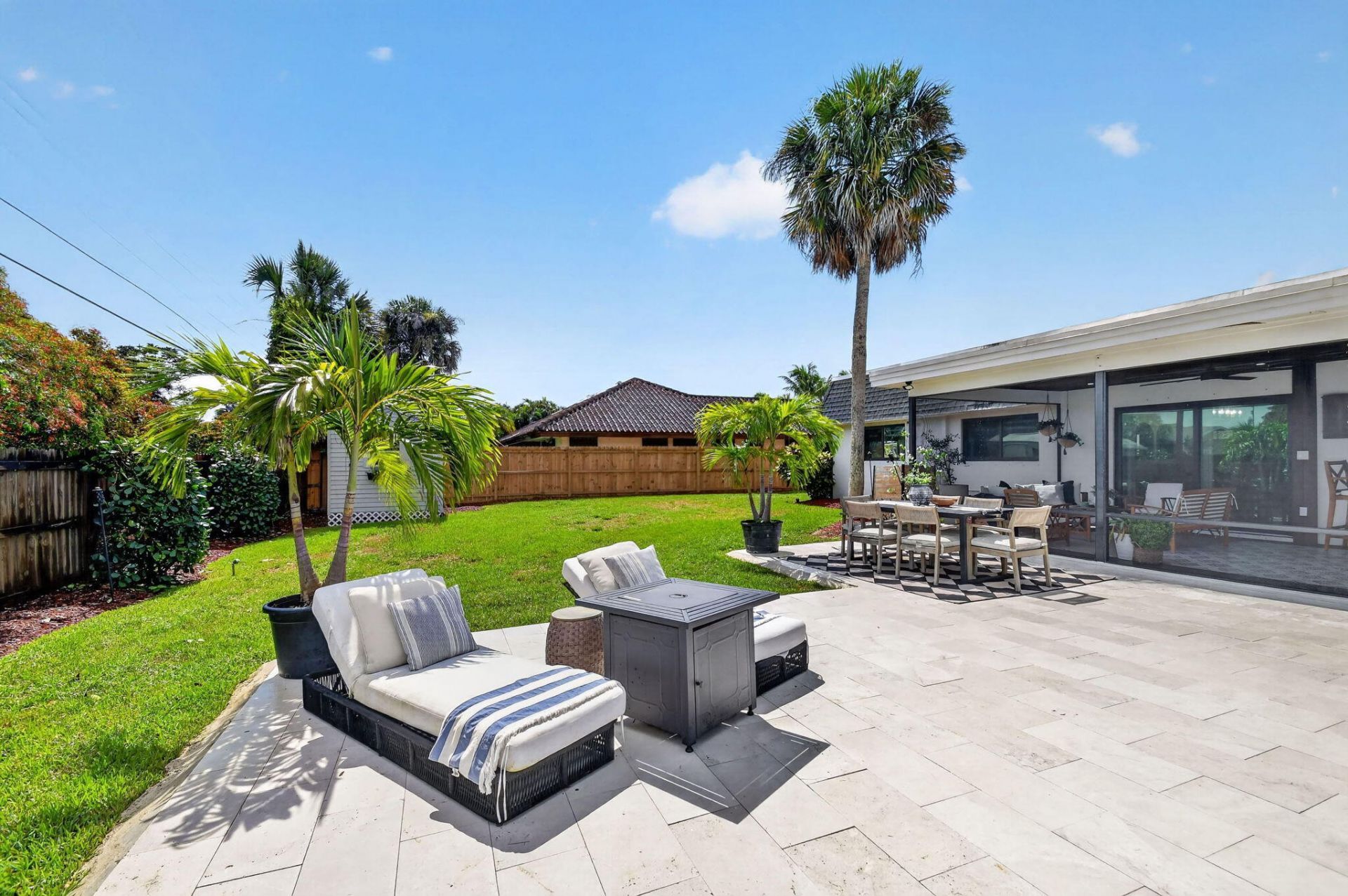 110 W Coconut Drive, Lake Worth, FL 33467 Photo
