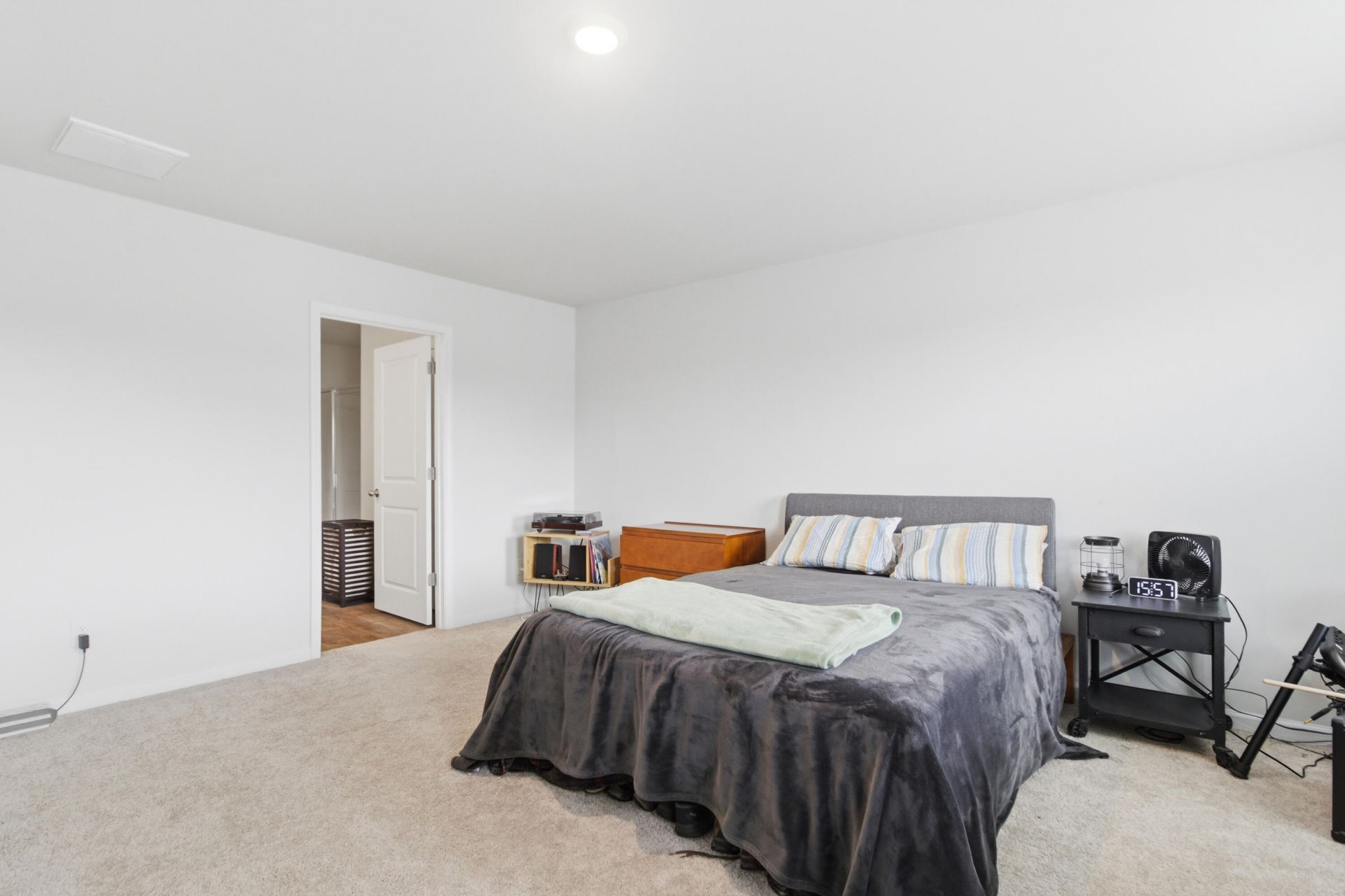 1033 Peridote Way Photo 32