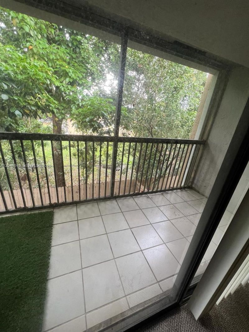 7983 NW 35th Ct , Unit 6, Coral Springs, FL 33065 Photo