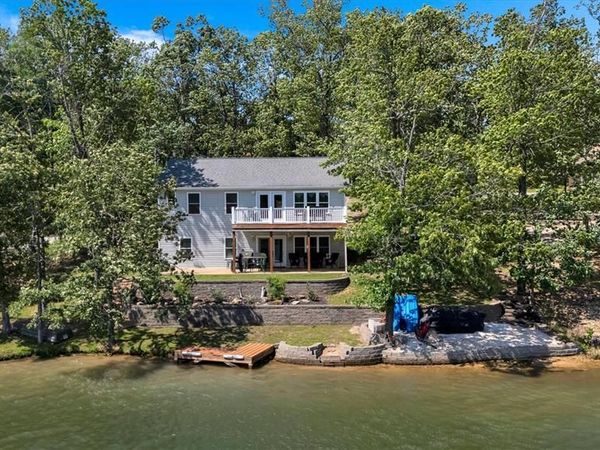 7024 Lake Point Drive, Perryville, MO 63775