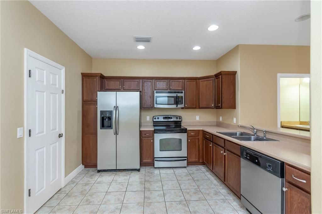 368 Harbor Ridge Dr, Palm Harbor, FL 34683 Photo
