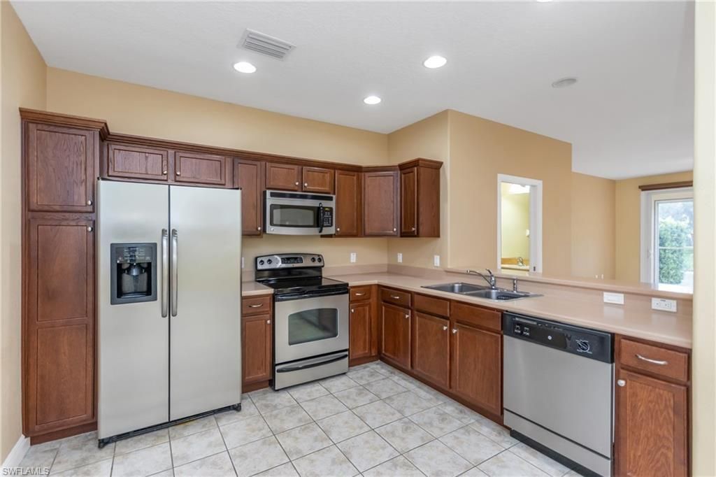 368 Harbor Ridge Dr, Palm Harbor, FL 34683 Photo