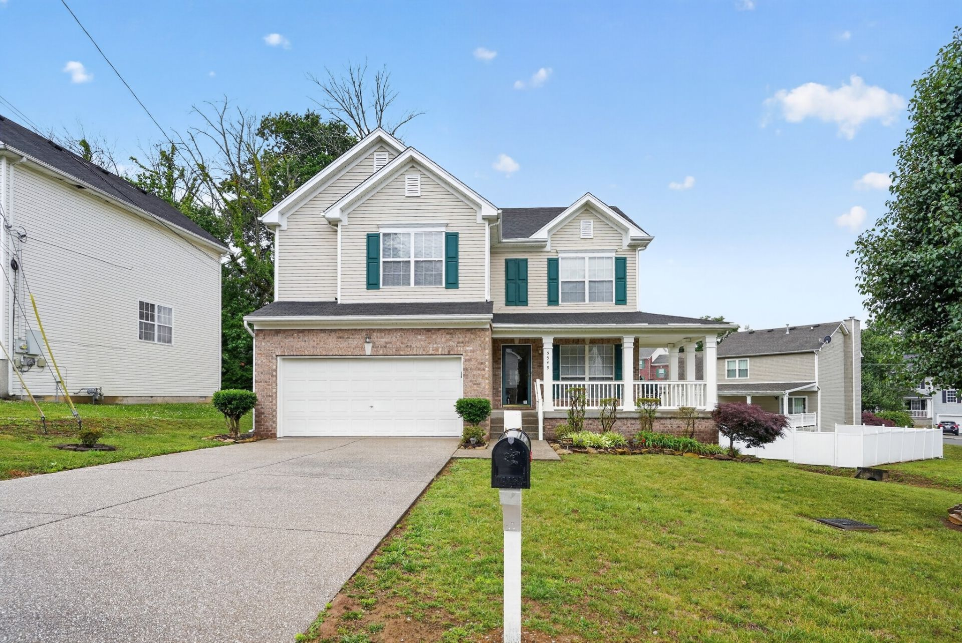 5549 Murphywood Xing, Antioch, TN 37013 Main Photo