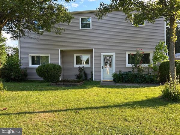 110 W BRISTOL ROAD, WARMINSTER, PA 18974