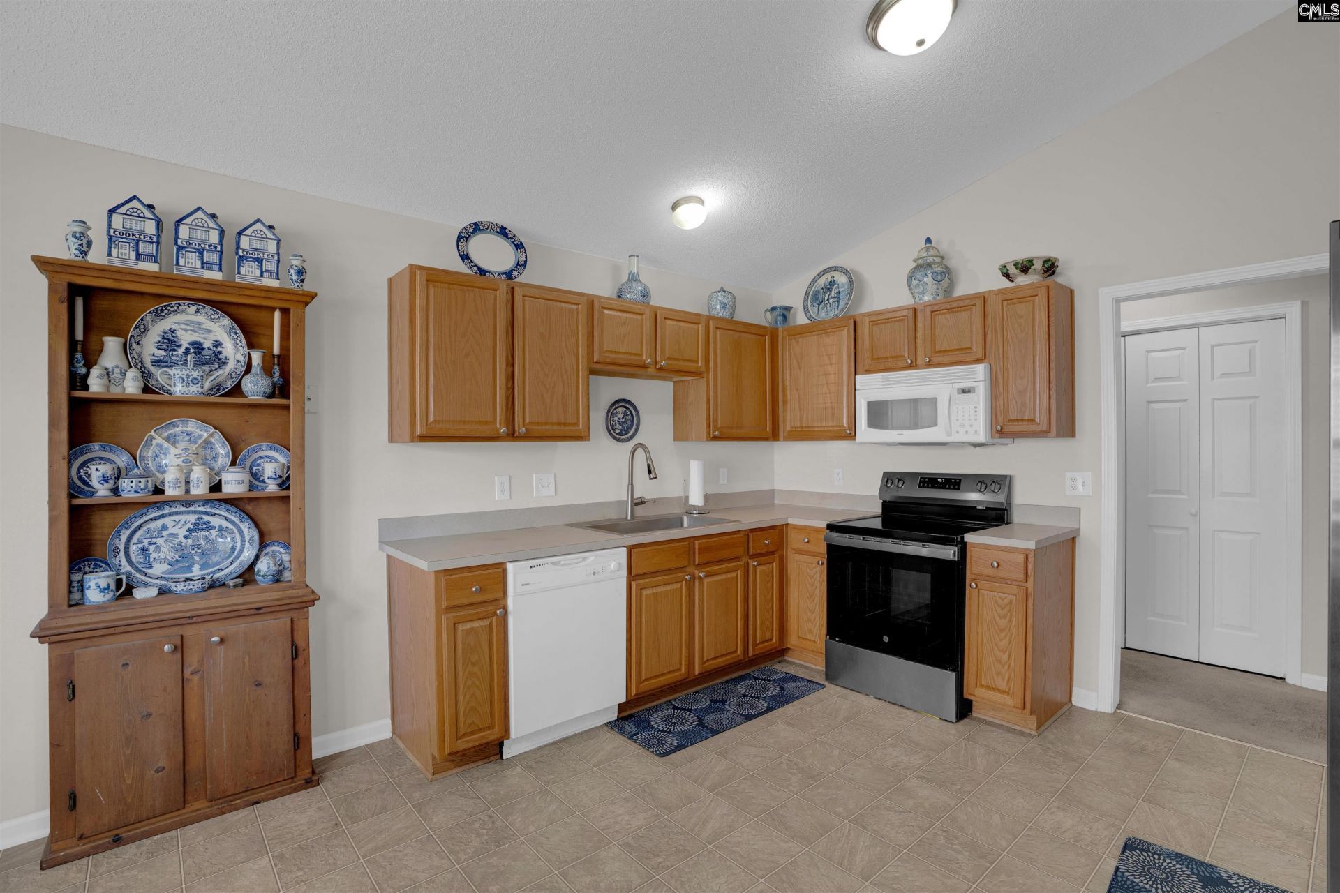 506 Gingerbread Court S Photo 11