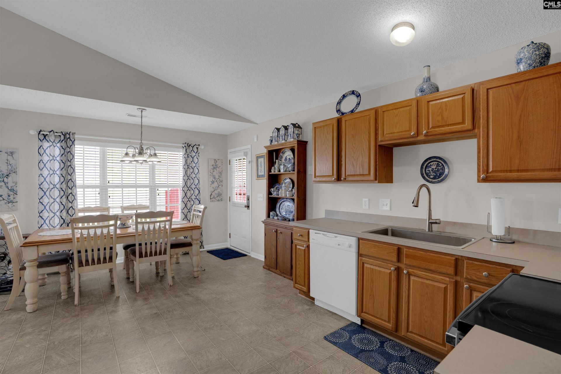 506 Gingerbread Court S Photo 12
