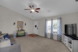 506 Gingerbread Court S photo 4