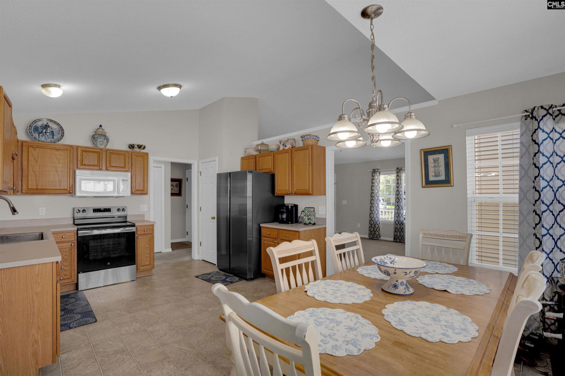 506 Gingerbread Court S Photo 9