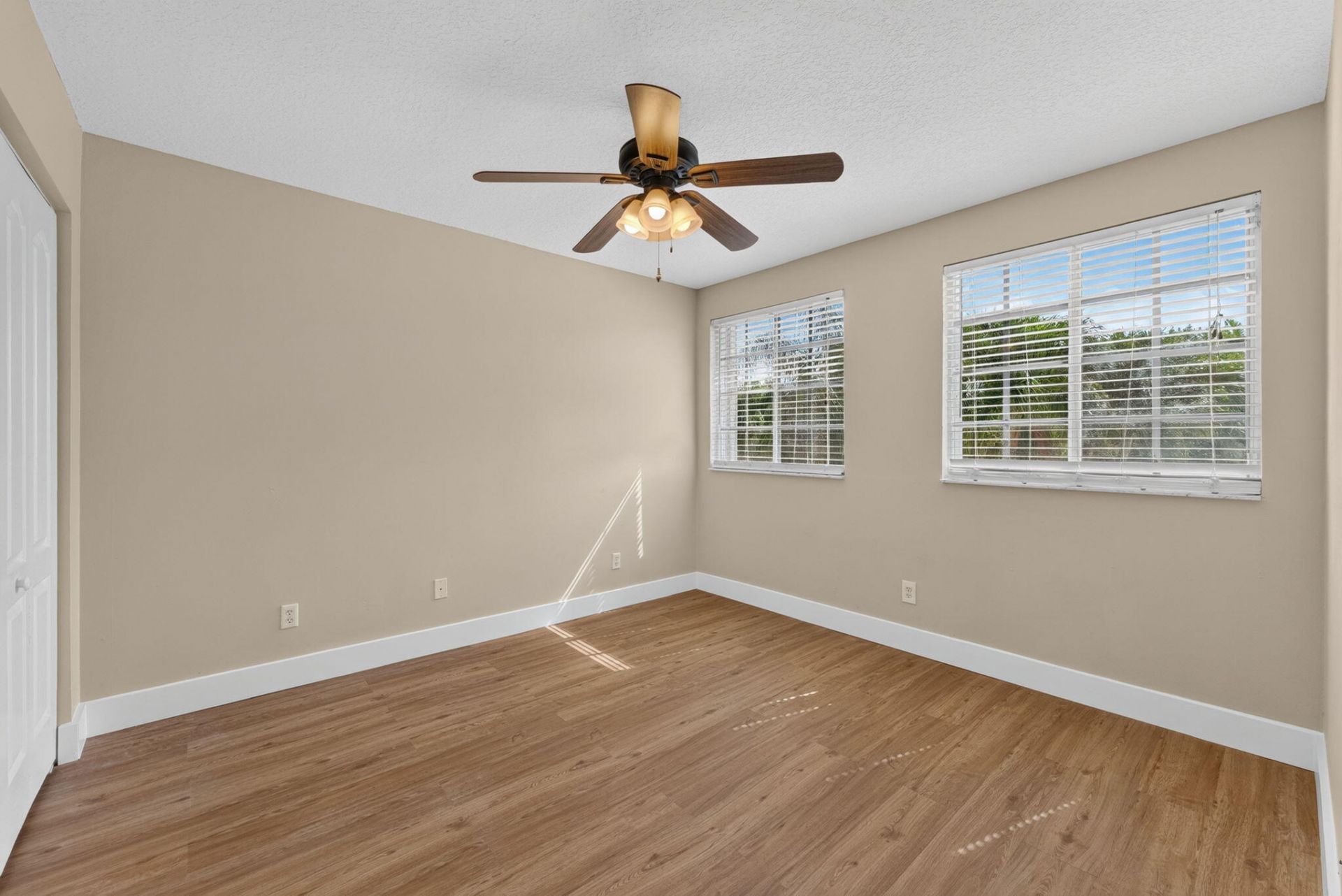 6775 SW 195th Avenue, Fort Lauderdale, FL 33332 Photo