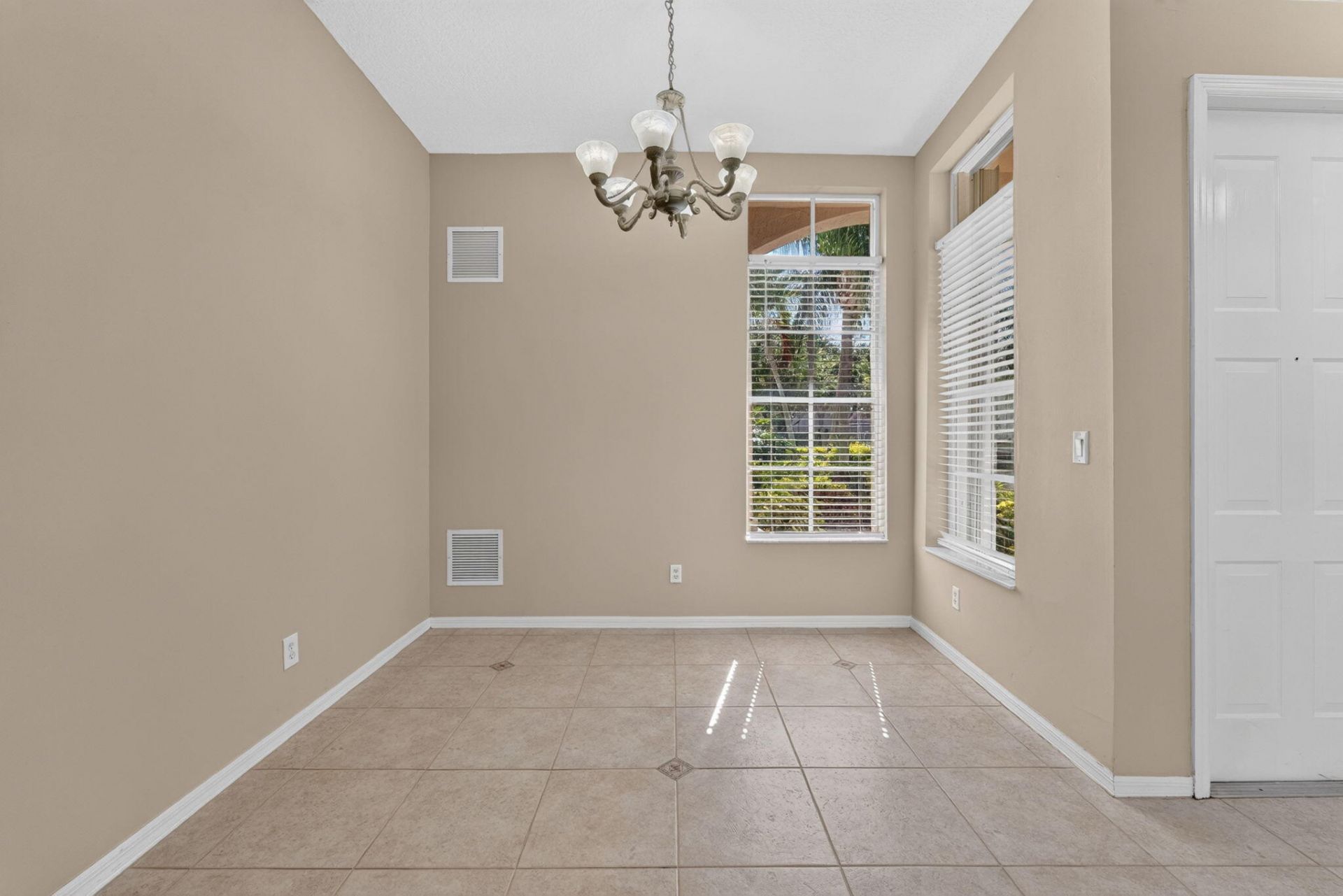 6775 SW 195th Avenue, Fort Lauderdale, FL 33332 Photo