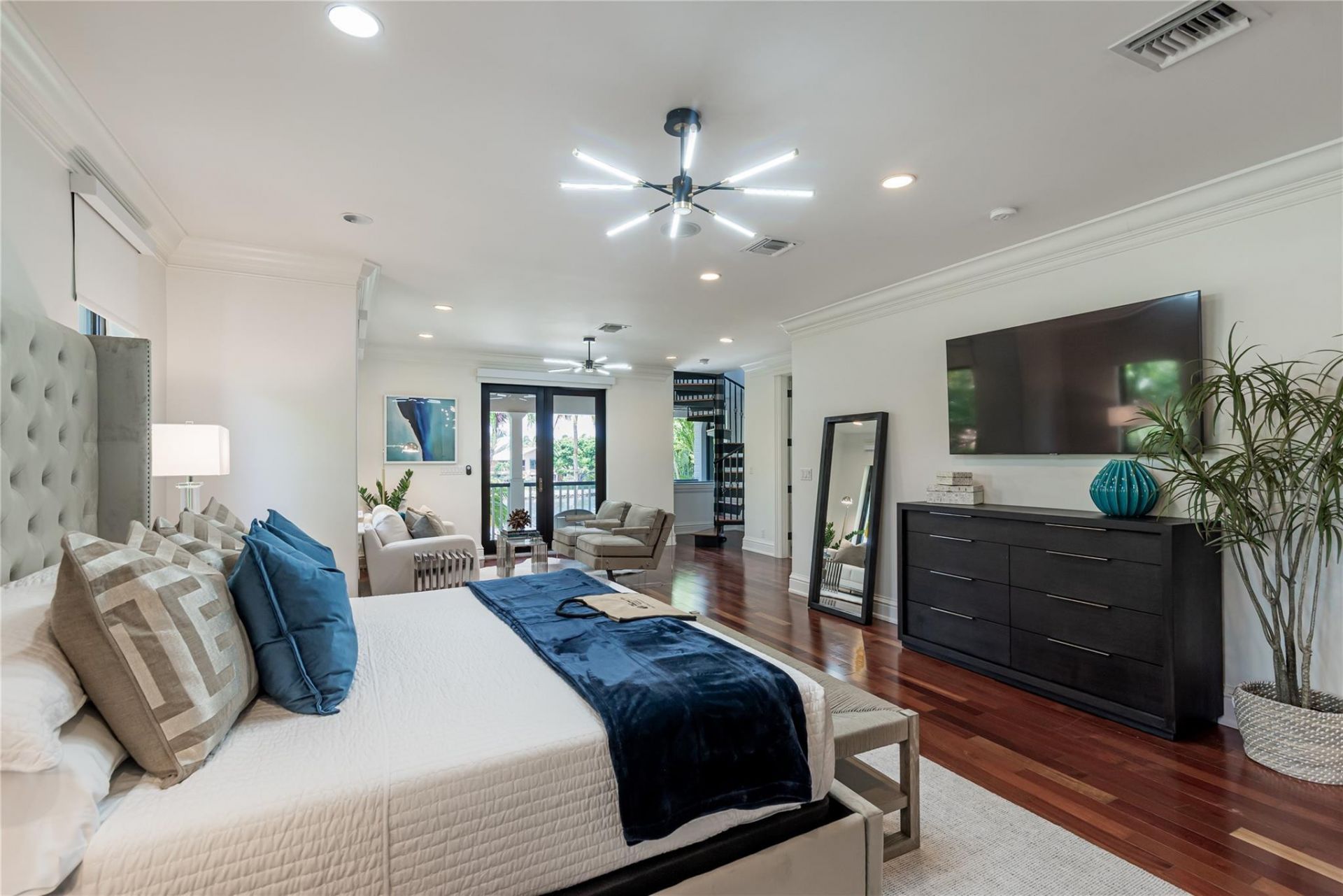 2415 Middle River Drive, Fort Lauderdale, FL 33305 Photo