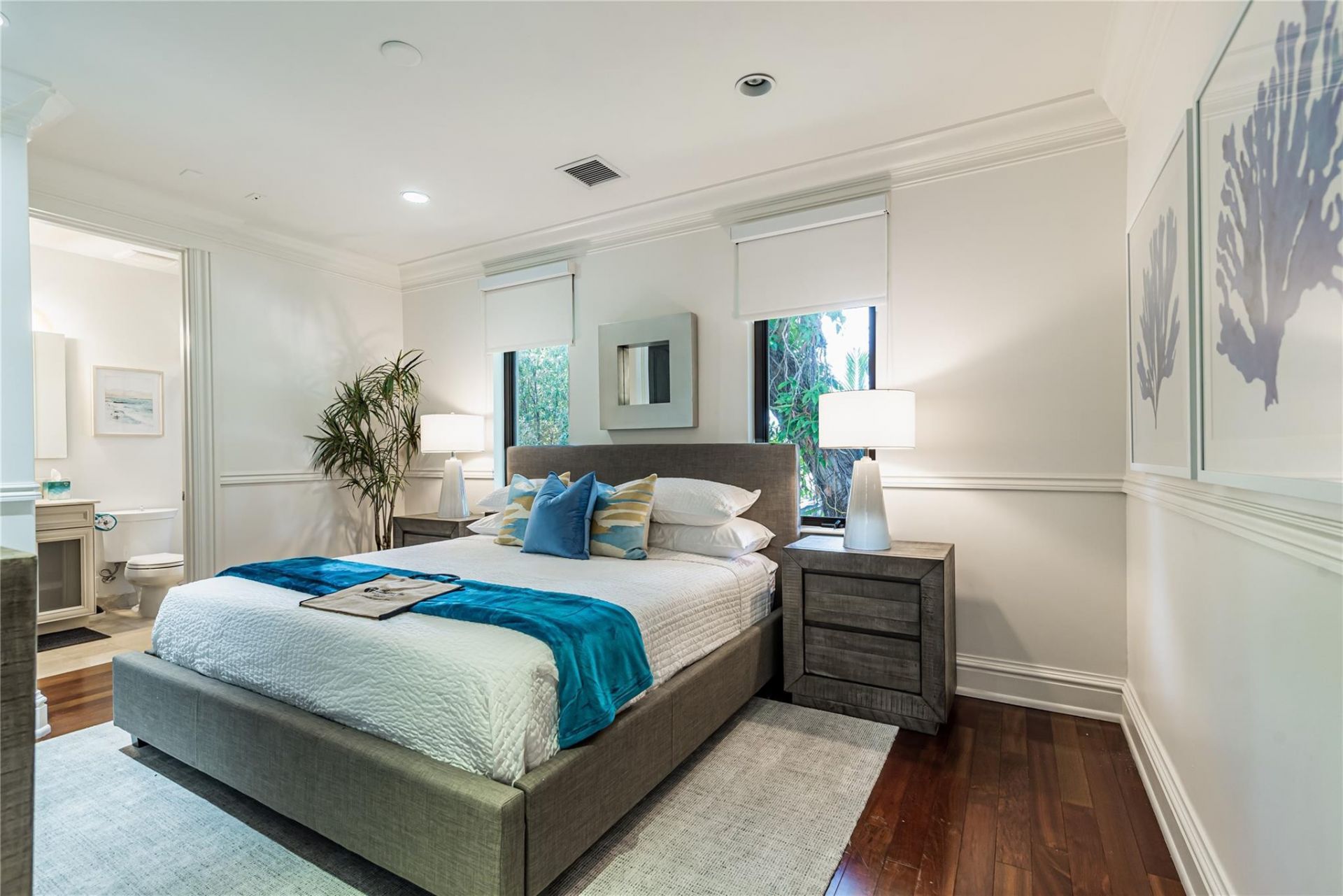 2415 Middle River Drive, Fort Lauderdale, FL 33305 Photo