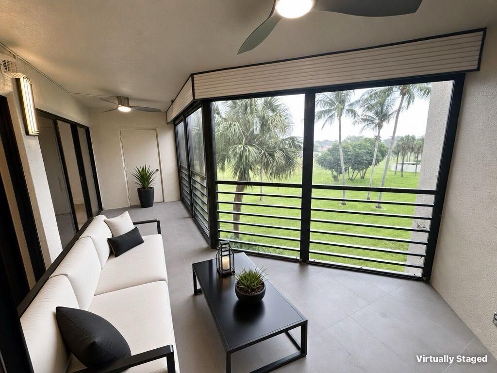 5900 Camino Del Sol, Unit 306, Boca Raton, FL 33433 Photo
