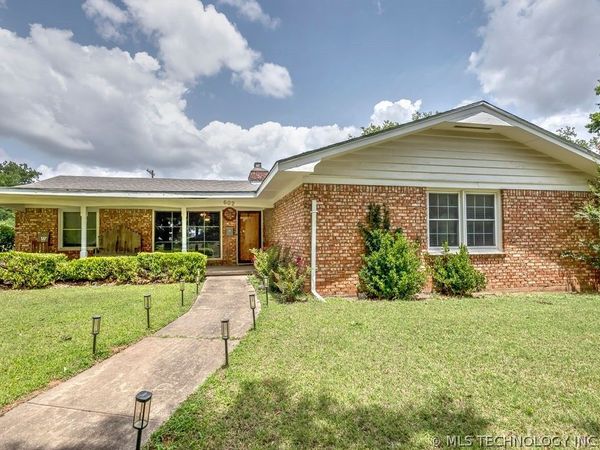 602 E B , Waurika, OK 73573