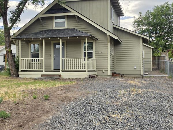 2134 Laurel Street, Klamath Falls, OR 97601