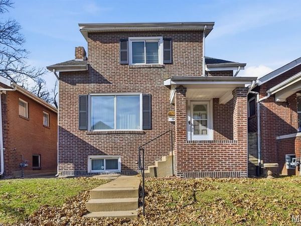 4707 Ray Avenue, St Louis, MO 63116