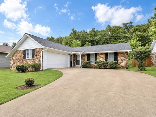1913 Buffalo Trl , North Little Rock, AR 72118