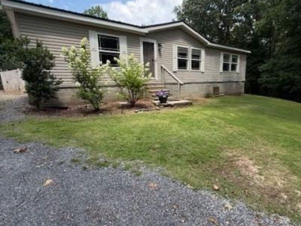 81 WINDWOOD Dr, Haleyville, AL 35565