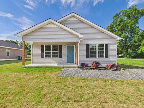 1301 COMMERCIAL St, Hanceville, AL 35077