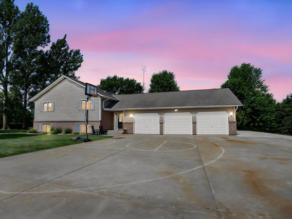 17834 Hunt Lake Trail, Faribault, MN 55021