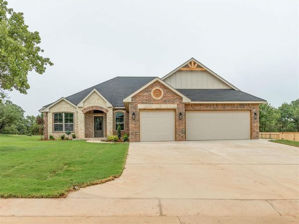 8061 Sacred Forest Road, Arcadia, OK 73007