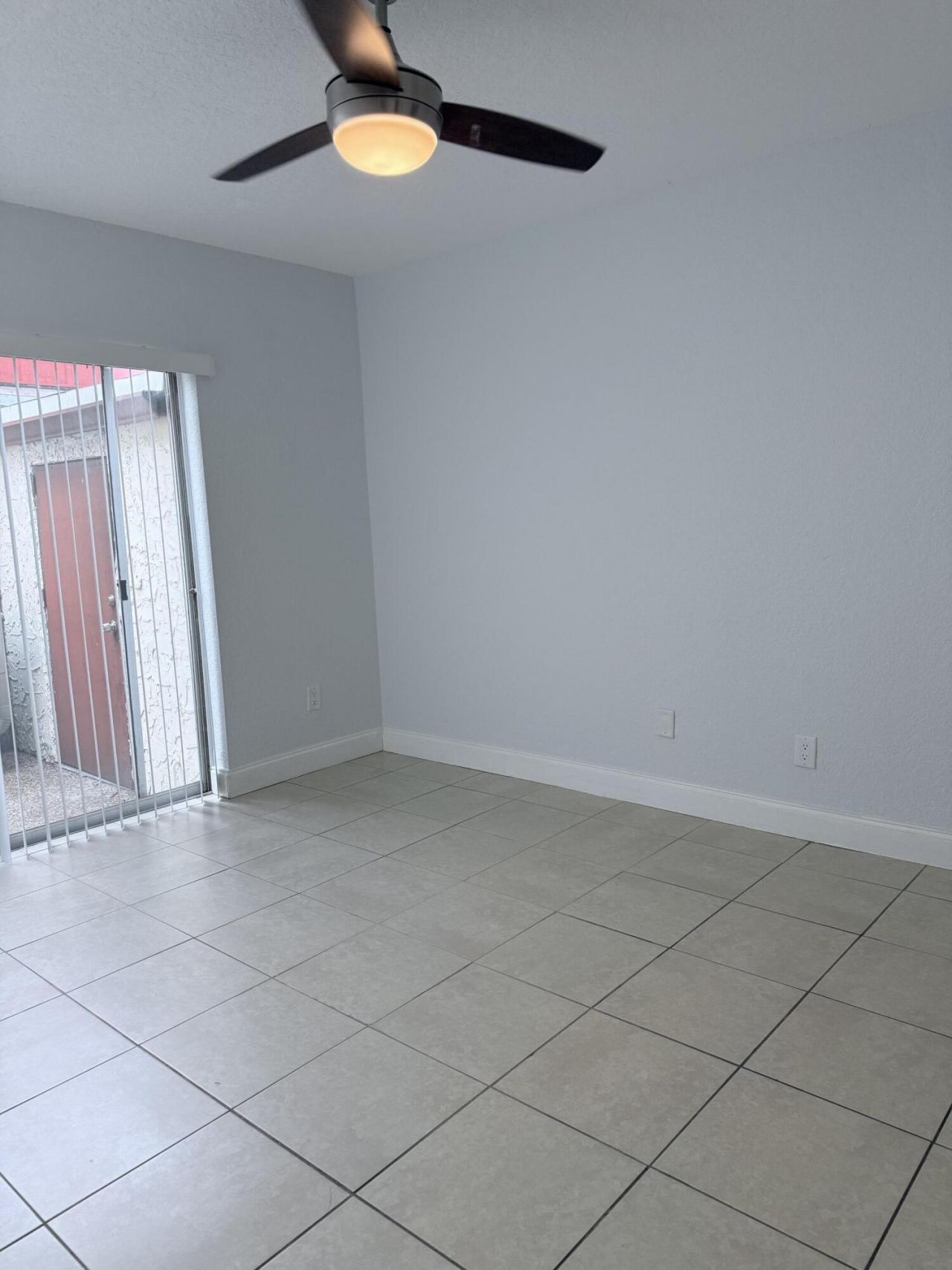 9640 NW 65th Street, Unit D10, Tamarac, FL 33321 Photo