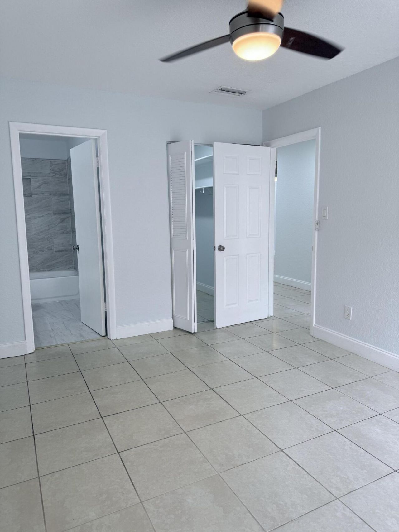 9640 NW 65th Street, Unit D10, Tamarac, FL 33321 Photo