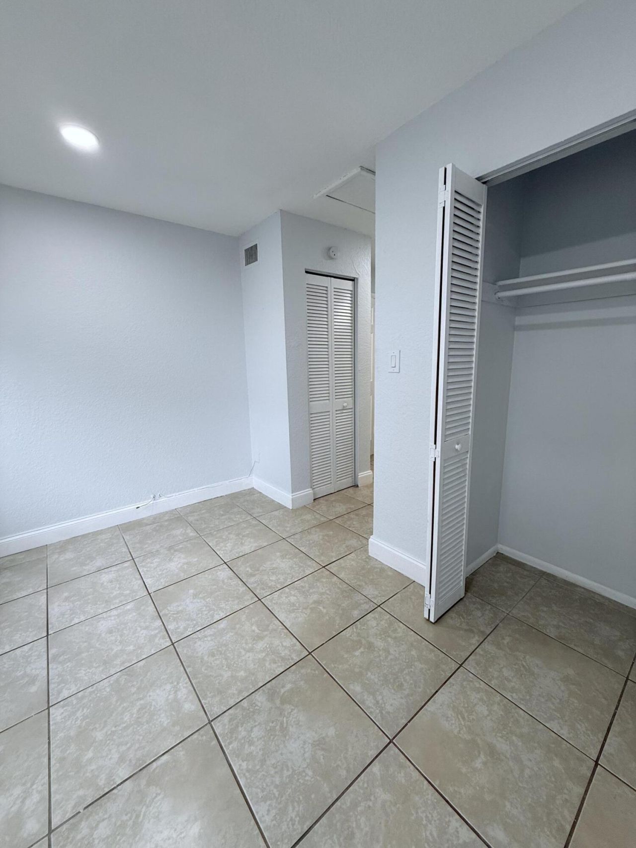 9640 NW 65th Street, Unit D10, Tamarac, FL 33321 Photo