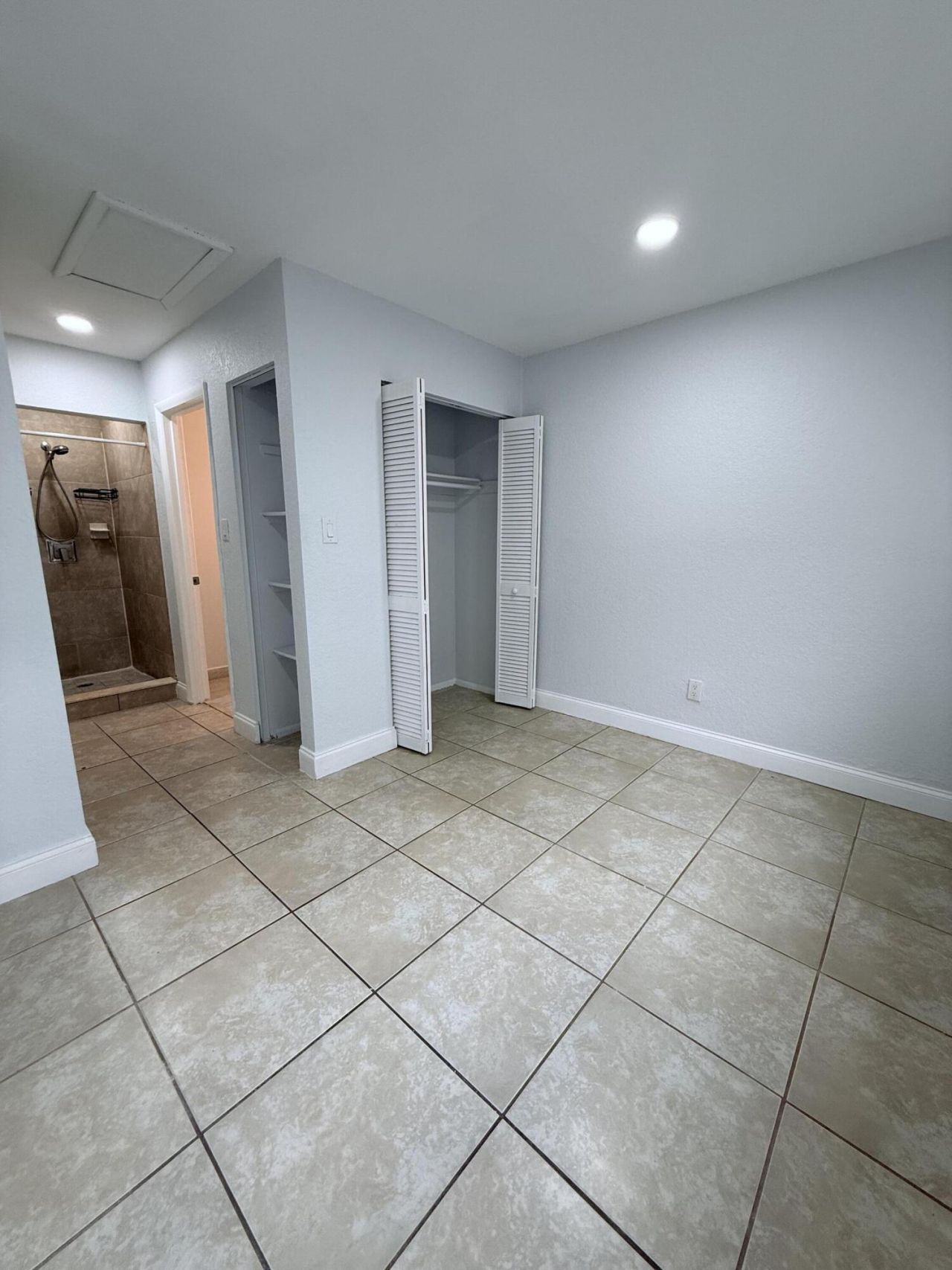 9640 NW 65th Street, Unit D10, Tamarac, FL 33321 Photo