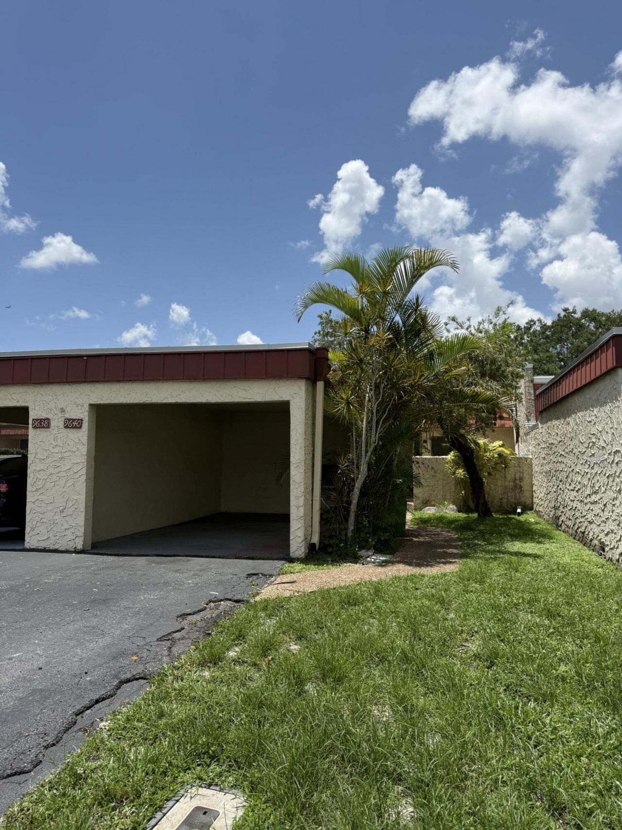 9640 NW 65th Street, Unit D10, Tamarac, FL 33321 Photo