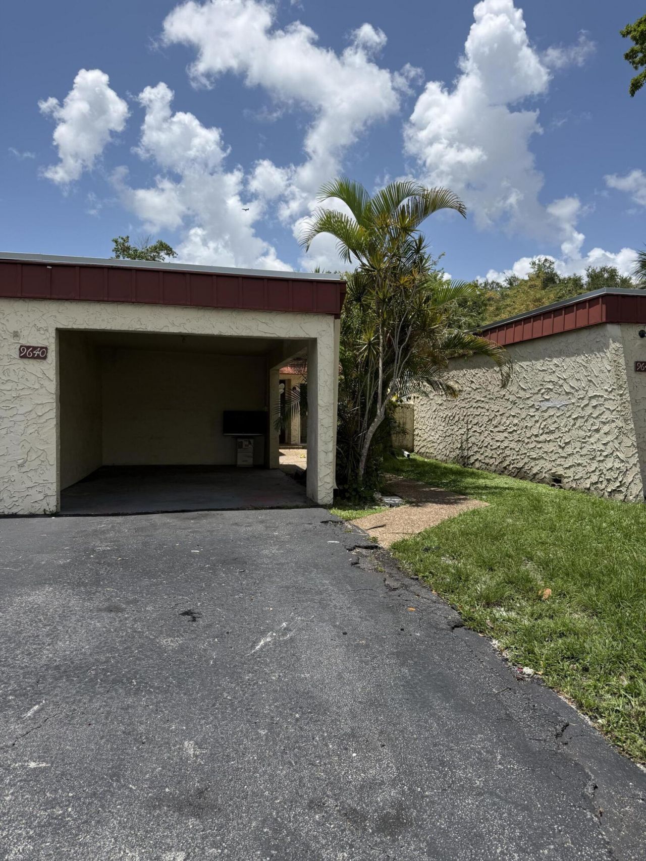 9640 NW 65th Street, Unit D10, Tamarac, FL 33321 Photo