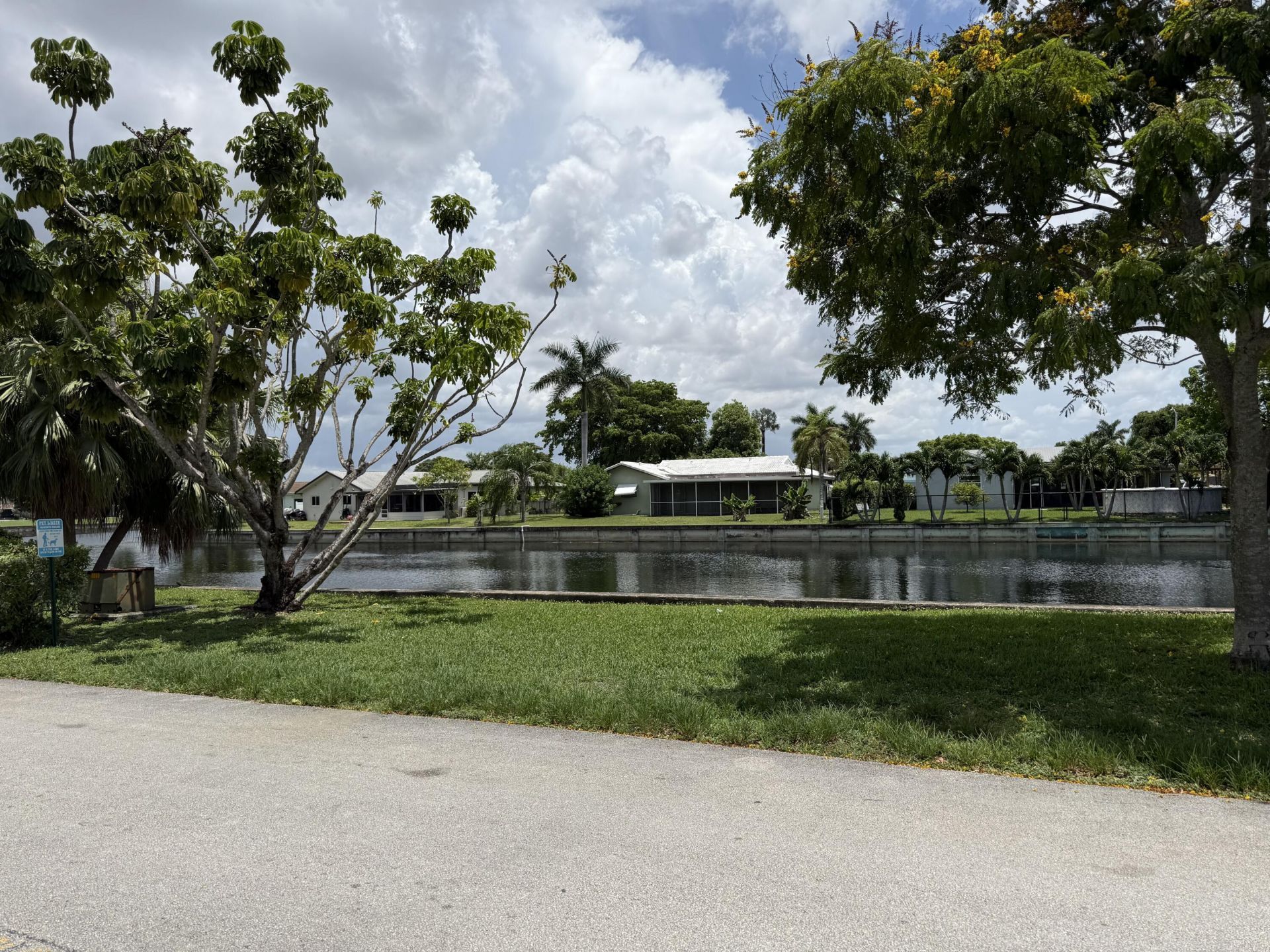 9640 NW 65th Street, Unit D10, Tamarac, FL 33321 Photo