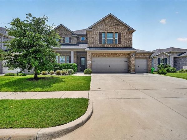 3009 Stallion Trail Way, Aubrey, TX 76227