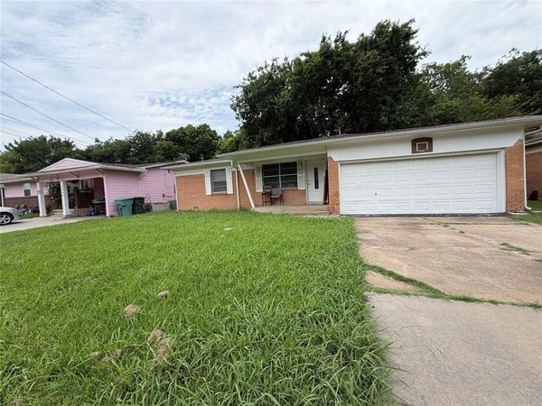 2604 N Hickory Street, Sherman, TX 75092