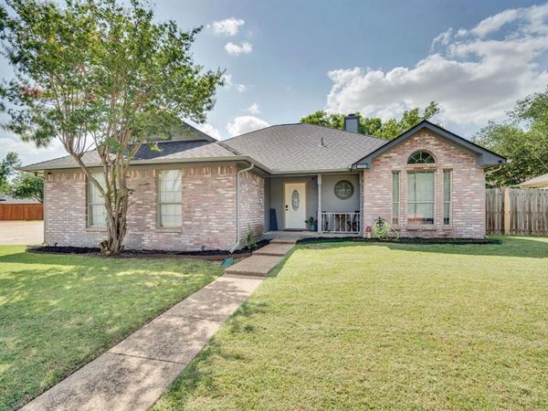 1001 Short Line Boulevard , Midlothian, TX 76065