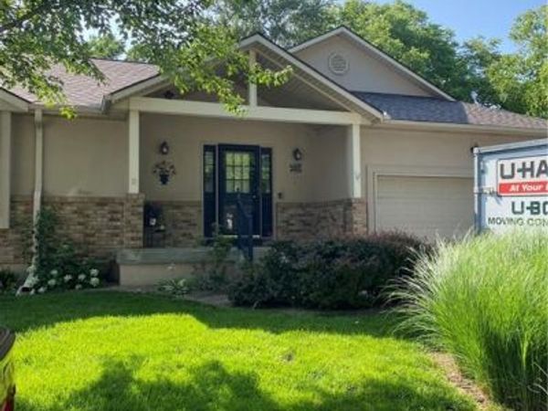 2301 Richwood Circle, Blue Springs, MO 64015