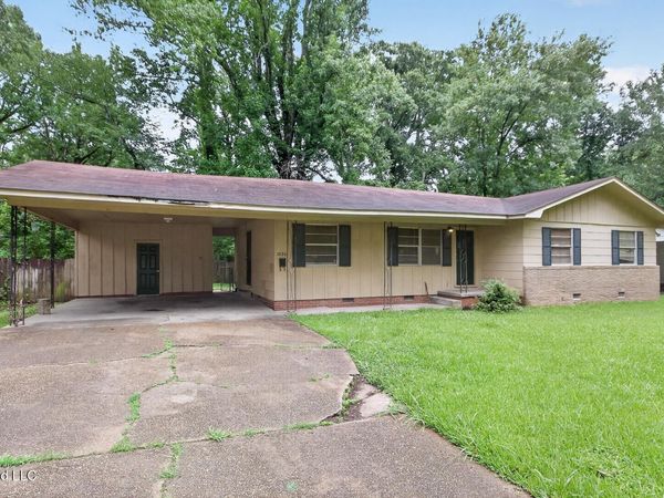 1936 Ventura Drive, Jackson, MS 39204
